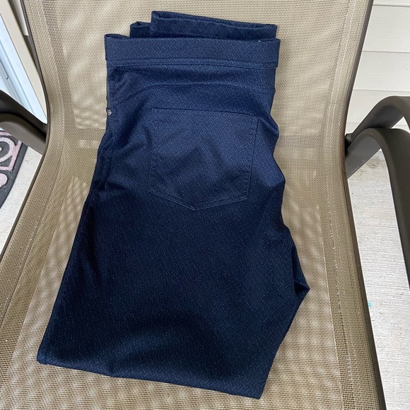 Nice Sz-XL DKNY Women’s Pull-On Dress Pants Faux Front Pockets & Real Back- VGU - Picture 4 of 16